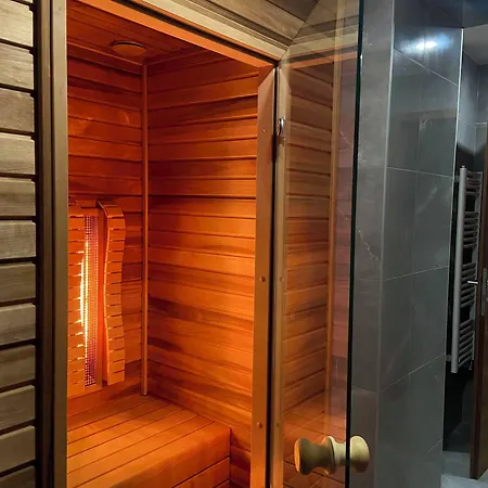 Hotel Artis Boutique 4*