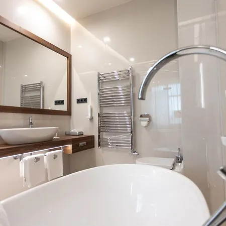 Artis Boutique Hotel