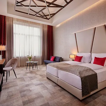 Artis Boutique 4* سزومباثيلي