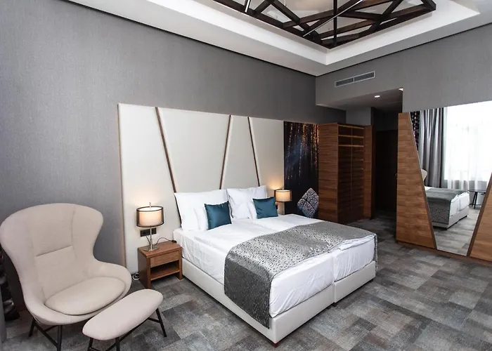 Artis Boutique Hotel 4*